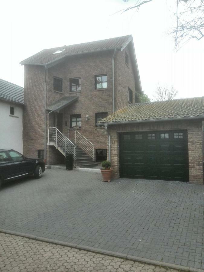 Ferienwohnung Auf Dem Kutzenberg Meckenheim  Exterior foto